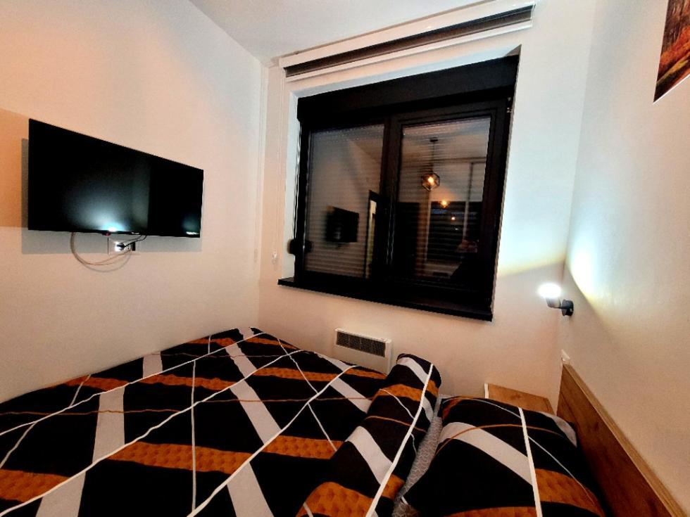 Lux 3 Titova Sony Ps Gratis *